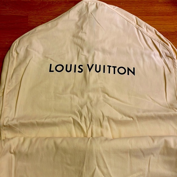 Louis Vuitton Storage & Organization Louis Vuitton Garment Bag